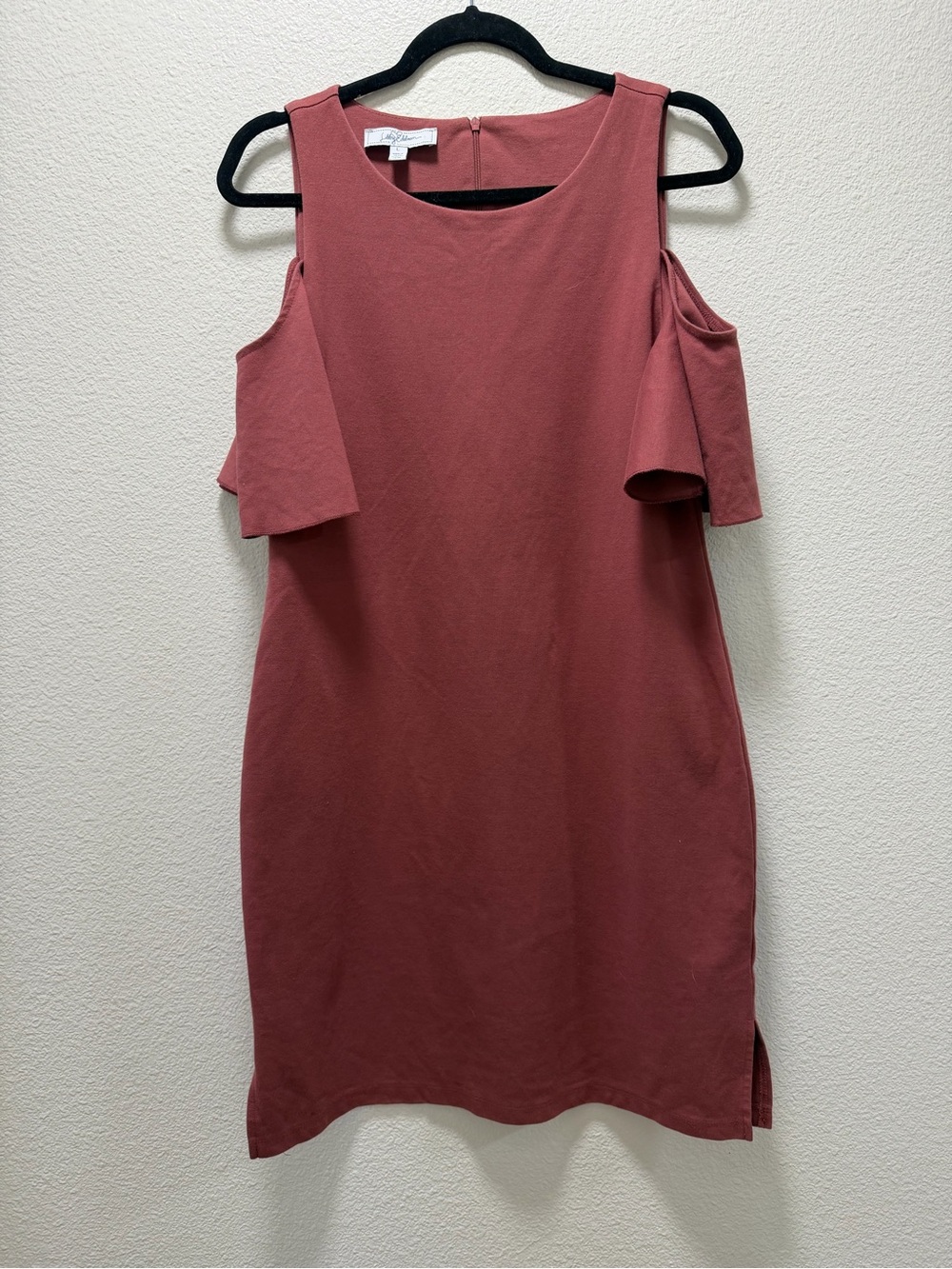 Libby Edelman Soft Bodycon Cold-Shoulder Back Zippered Dress in Dusty Rose